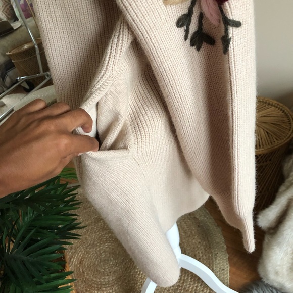 Strut & Bolt | Embroidered Sleeve Cardigan Sz L - Picture 5 of 8